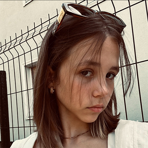 Bak Julianna